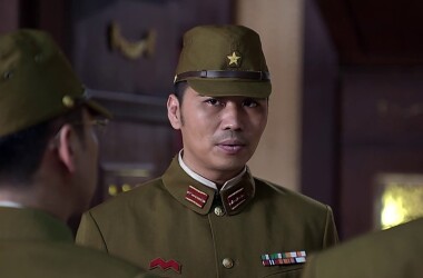 过界剧照
